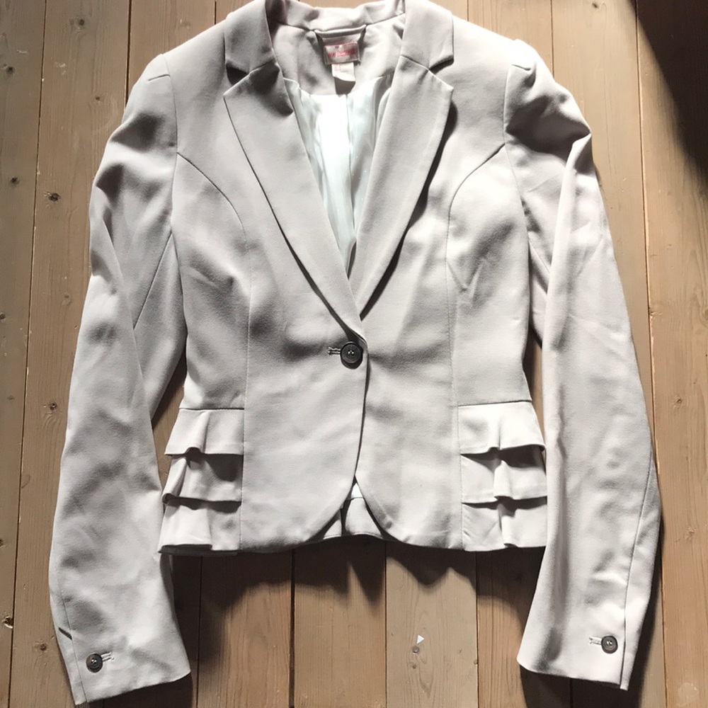 Size 6 worn 1x!
